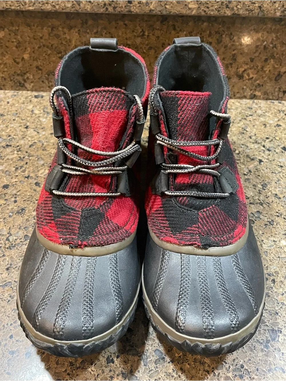 Sorel Out ‘N About 1757741 Sz 7 Red & Black Buffalo Plaid Waterproof Winter Boot